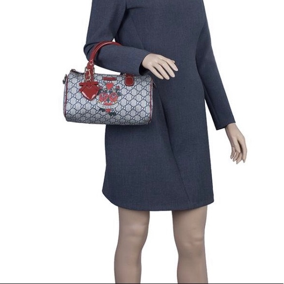 🔥SUPER SALE REDUCTION🔥✅PRICE FIRM✅ AUTHENTIC Gucci Tattoo Heart - Picture 10 of 14